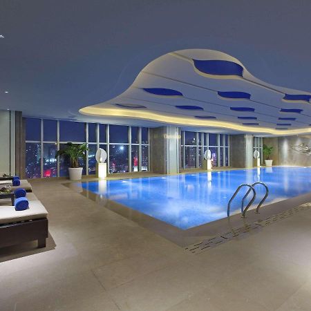 Готель Pullman Yantai Center Екстер'єр фото