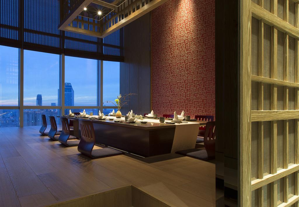 Готель Pullman Yantai Center Екстер'єр фото