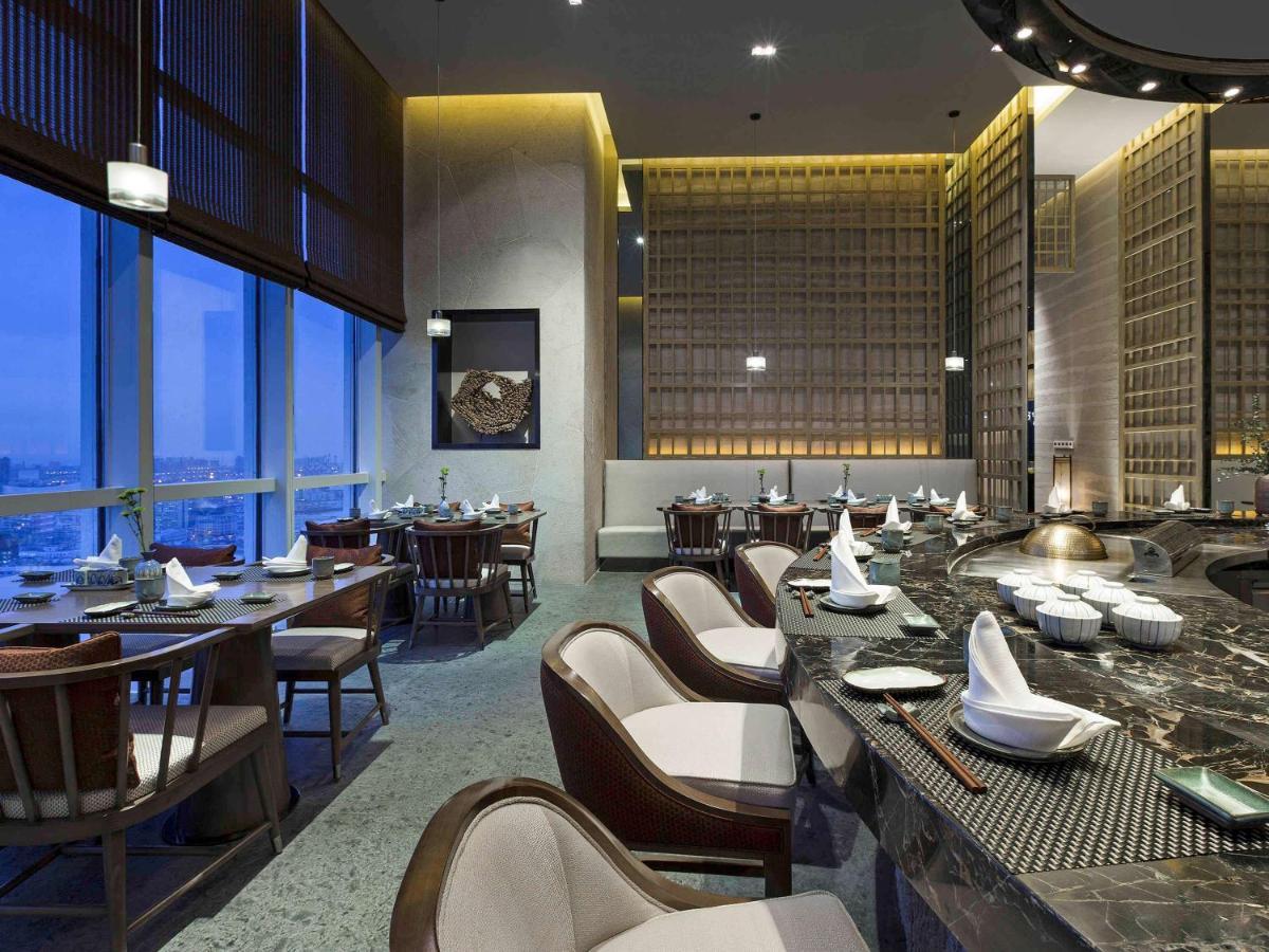 Готель Pullman Yantai Center Екстер'єр фото