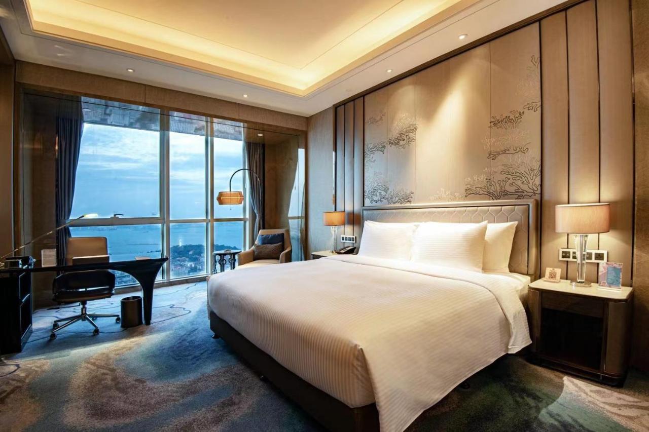 Готель Pullman Yantai Center Екстер'єр фото